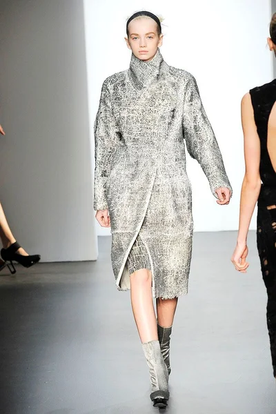 Look 20